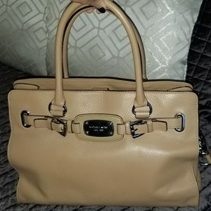 Only for @jennaoliver825 MKTaupe Lg Hamilton